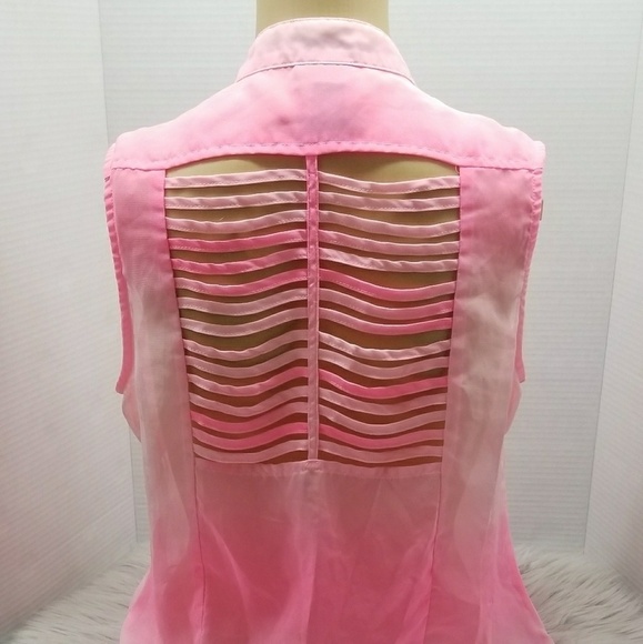 RUE21 WOMAN TANK SZ.MEDIUM - Picture 1 of 3